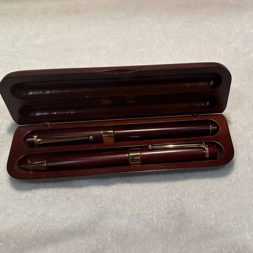 Elegant Wooden Pen Set with Gold Accents